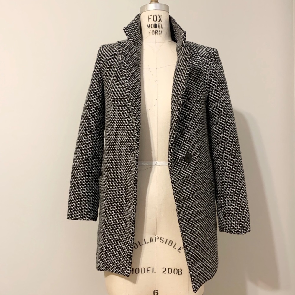 Jacquard Textured Blazer Coat with faux fur lining